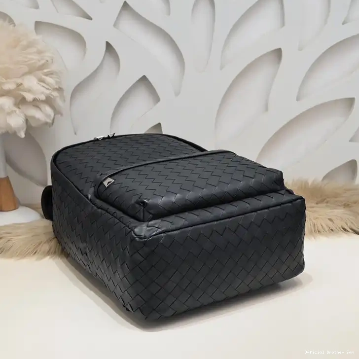 Official Brother Sam Bag 2306YZ0030 Bottega Veneta 0527